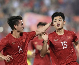 Lịch thi đấu bóng đá hôm nay 19/9: Việt Nam ra quân tại ASIAD 19, khởi tranh vòng bảng Champions League