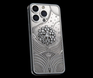 iPhone 15 nạm kim cương giá hơn nửa triệu USD