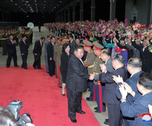 Hình ảnh ông Kim Jong Un trở lại Triều Tiên sau chuyến thăm Nga