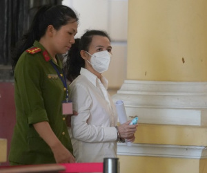 Bà Đặng Thị Hàn Ni phản bác cáo trạng, tiếp tục tố chồng bà Nguyễn Phương Hằng