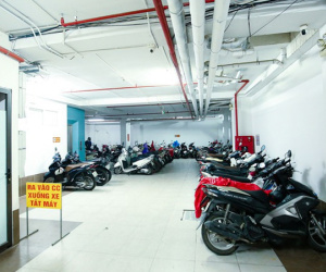 Yêu cầu di dời xe máy khỏi tầng 1 chung cư mini: Bí thư quận nói không có chủ trương này