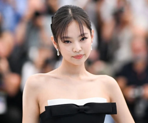 Fan sốc nặng khi Jennie rời BLACKPINK