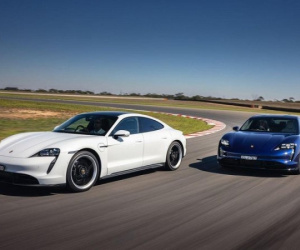 Sốc với phí thay pin Porsche Taycan bằng hơn 1/2 giá xe 'đập thùng'