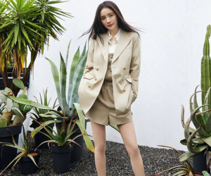 Học Dương Mịch vài chiêu lên đồ hack chiều cao với blazer dáng cơ bản