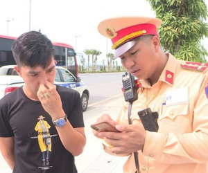 Người vi phạm có quyền yêu cầu CSGT cho xem hình ảnh?
