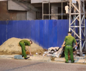 Kéo thép tại công trình 7 tầng, nam công nhân bị điện giật trọng thương