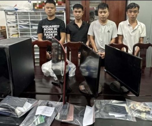 Dính bẫy khi đăng ký làm 'phi công' cho 'quý bà'