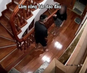 Vợ chăm con trong bệnh viện, chồng dẫn 'người yêu' về nhà làm công tác 'truyền đạt năng lượng' trong phòng ngủ, còn rút camera đổ lỗi cho thợ sửa điện