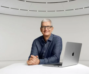 Ông chủ Apple 'bỏ túi' bao nhiêu khi bán 500.000 cổ phiếu?