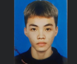 Truy nã nam thanh niên mang hung khí 'diễu oai' trên phố Hà Nội
