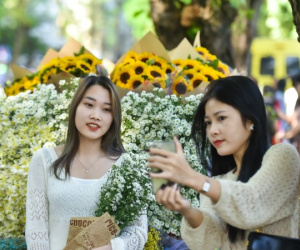 Dự báo thời tiết ngày 8/10/2023: Miền Bắc trời đẹp, miền Trung mưa to