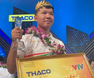 Xuân Mạnh vô địch Đường lên đỉnh Olympia, nhưng bố của nam sinh mới là nhân vật chính với màn ăn mừng 'đỉnh cao'