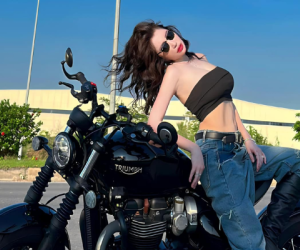 Cùng diễn trang phục nóng bỏng cưỡi moto, hot girl này lại nhận được vô số lời ngợi khen