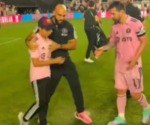 Vệ sĩ Messi bảo vệ thân chủ 'nhanh như chớp', Beckham quả tinh tường