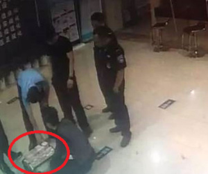 Chia tay bạn trai, cô gái ném vali chứa hơn 6 tỷ của người yêu cũ ra đường