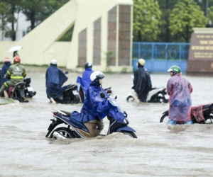 Miền Trung có nơi mưa trên 500mm, yêu cầu khẩn trương ứng phó