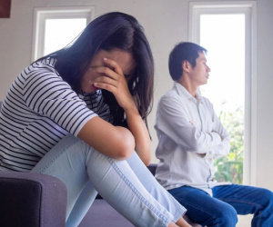 Vợ phản đòn gắt khi bị người chồng ăn bám dạy cách làm dâu