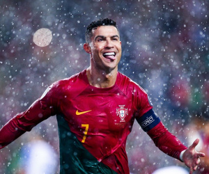 Mbappe gọi, Ronaldo trả lời: Đêm rực rỡ của siêu sao, kỳ tích sau tuổi 30 của CR7