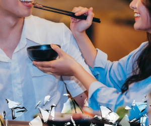 Đi tù vì nhét thủy tinh vào miệng để bắt vạ hàng loạt nhà hàng