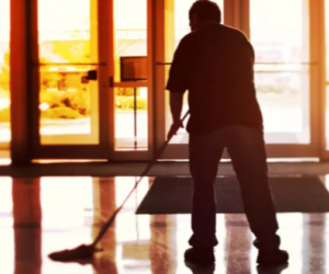 Bác bảo vệ qua đời để lại 'núi' tiền, ai cũng kinh ngạc