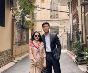 Cặp đôi cầu thủ - 'nàng thơ RMIT' từng bị chê vì thái độ: Hiện tại vợ làm giám đốc, chồng tự hào ra mặt