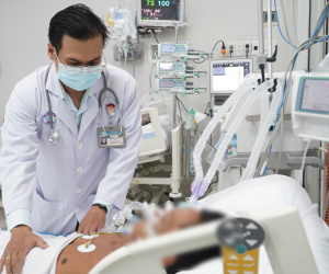 Chi phí điều trị cho nạn nhân ngộ độc sau uống sữa có thể lên đến 200 triệu đồng