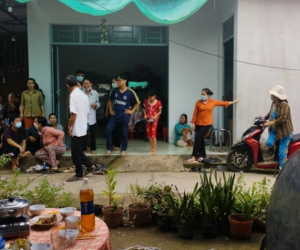 Vụ thiếu niên bỏ thuốc độc vào sữa khiến cha và bà nội tử vong: Có đồng phạm hay không?
