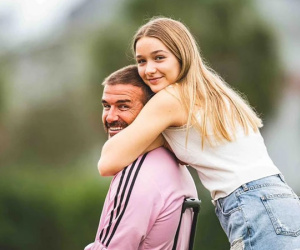Ảnh triệu like của David Beckham và Harper: Nhan sắc tuổi 12 của ái nữ chiếm spotlight
