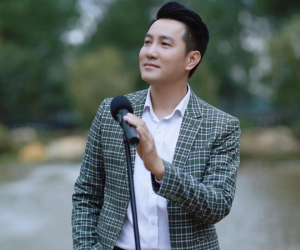 Nam ca sĩ đẹp trai nhưng U50 vẫn không cưới vợ, sinh con, sống một mình trong biệt thự nhà vườn 3.000m2