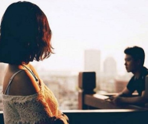 Người yêu cũ gửi quà cưới 'khủng' khi tôi lấy chồng sau 10 năm bị phản bội