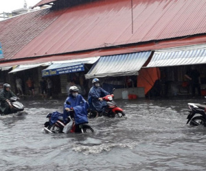 Dự báo thời tiết ngày 24/10: Miền Bắc tăng nhiệt, miền Trung mưa lớn