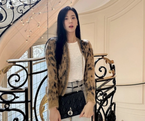Nhìn Jisoo mà chỉ muốn mua cardigan ngay tức khắc: Vừa xinh, vừa đúng trend lại dễ mix đồ