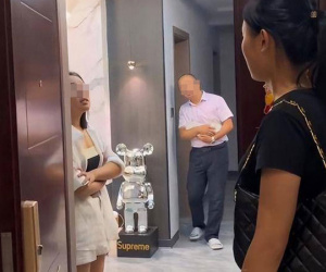 Nghe lời bạn thân ly hôn, một năm sau người phụ nữ điếng người vì sự thật