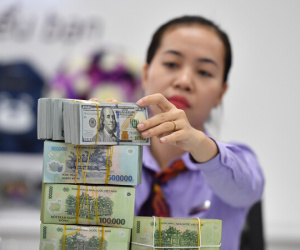 Ngân hàng Nhà nước hút ròng 230.000 tỷ đồng, tỷ giá USD/VND vẫn áp lực tăng