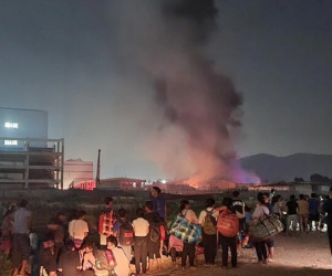 Cháy lán trại, hàng trăm công nhân ôm đồ tháo chạy trong đêm