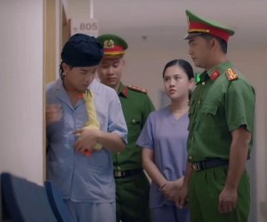 Biệt dược đen tập 25: Đạt sắp bị vạch trần màn giả điên, ông Sáng bị bắt cóc