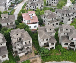 Ngân hàng bán bất động sản thế chấp: Vì sao đại hạ giá vẫn ế?