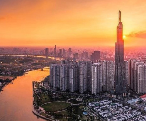 Từng chiếm gần 1/4 giá trị sàn chứng khoán Việt Nam, tổng vốn hóa 'họ' Vingroup giờ chưa bằng Vietcombank