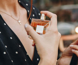 Bí quyết dùng nước hoa cho ngày Đông lạnh