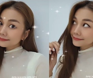 Nàng dâu mới Thanh Hằng lộ diện sau đám cưới với biểu cảm gây chú ý