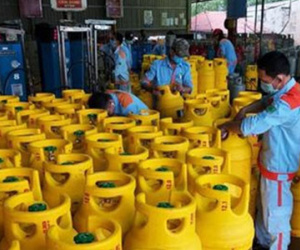 Giá gas tăng lần thứ 4 liên tiếp