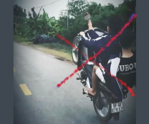 Bốc đầu lại còn vắt chân, nam thanh niên nhận cái kết đắng