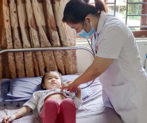Nhà trường dùng nước suối nấu ăn, 3 trẻ nhập viện