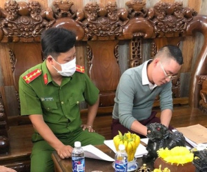 Người tố cáo con gái Chủ tịch Tân Hiệp Phát bị truy tố tội lừa đảo
