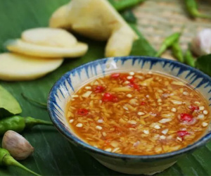 Bát nước mắm ăn thừa sau 4 tiếng sẽ sản sinh ra chất gây ung thư? Biết được SỰ THẬT sẽ giúp bạn dùng sao cho đúng