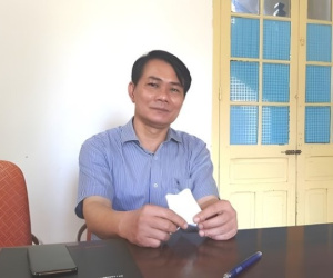 Vụ cô giáo bị bẻ tay đẩy ra khỏi lớp: Hiệu trưởng xin nghỉ hưu sớm trước khi bị kỷ luật