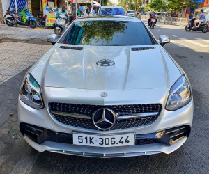 Cận cảnh Mercedes-AMG SLC 43 hàng hiếm của ông Đặng Lê Nguyên Vũ