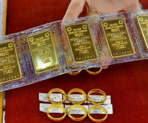 Thị trường vàng biến động dữ dội, chóng mặt với giá vàng SJC