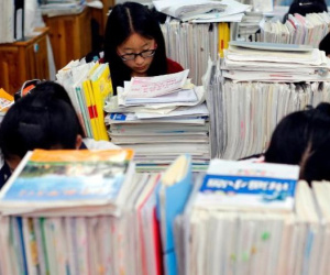 Bi hài người mẹ không dám nhận là giáo viên Toán vì con trai ‘đội sổ’