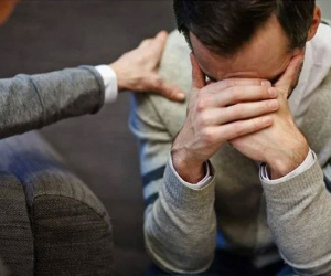 Bần hàn cả đời vì thói quen kêu ca nghèo khó
